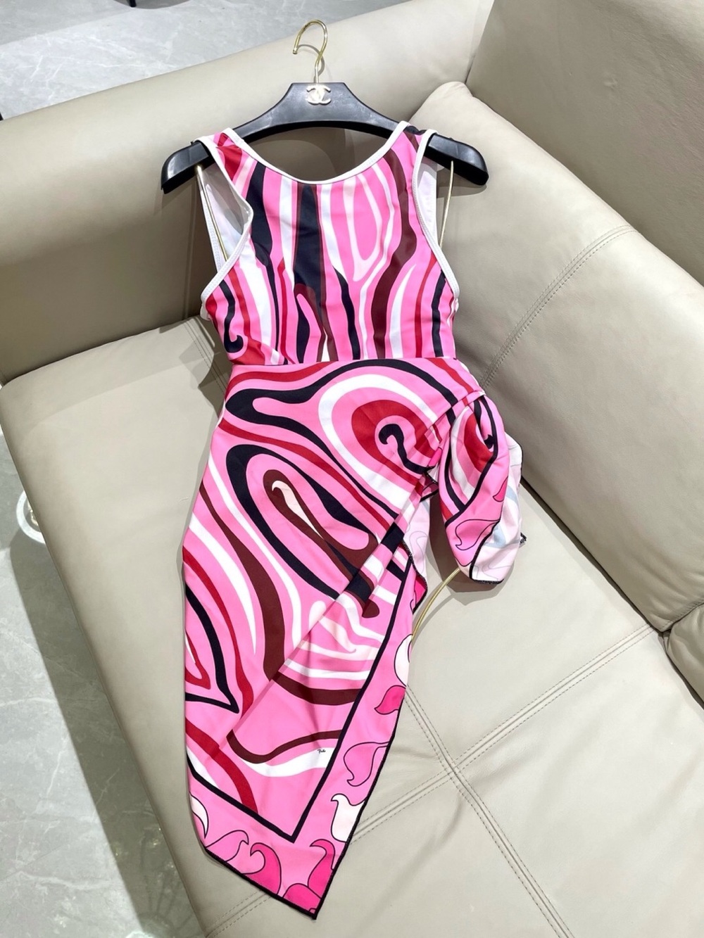 Emilio Pucci Pink Multicolor Swirl One-Piece Bikini Set - Picture 7 of 9